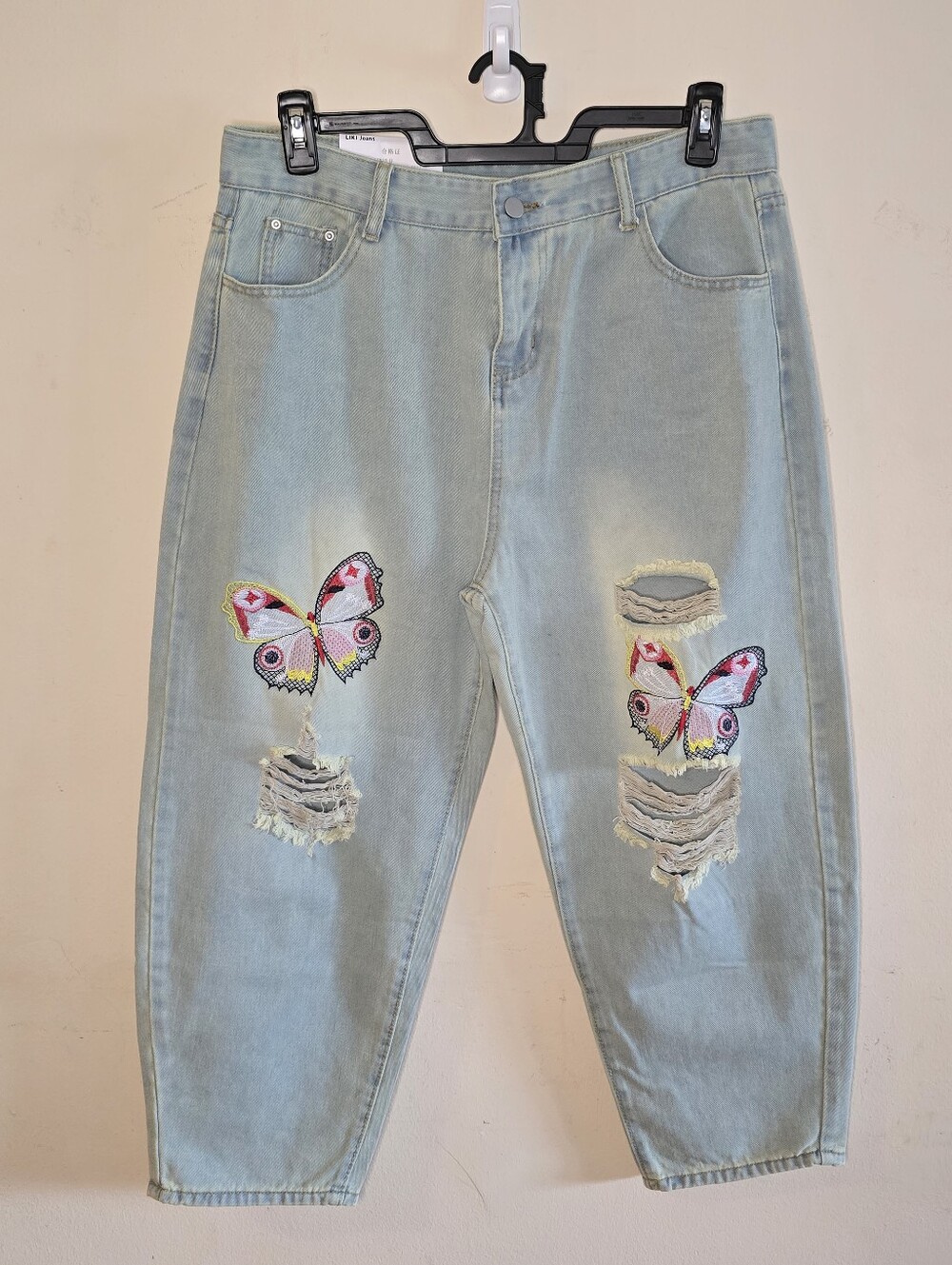 LIKI Butterfly Capri Jeans Womens 18W 20W Light Wash Distressed Y2K NWT Harajuku